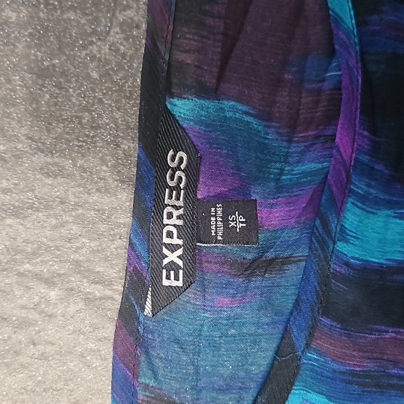 Express Top - Picture 2 of 2